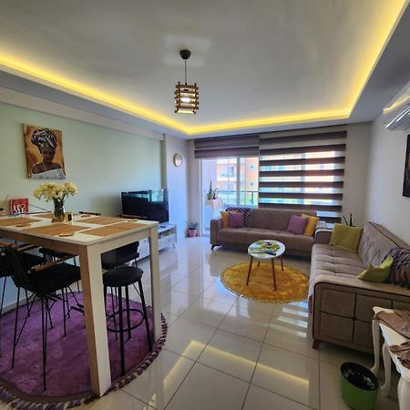 Cozy Sea View Next To The Beach, In The Mid Of The Market, Saturday Bazar, Restaurants & Bars Etc, Alanya Mahmutlar! Apartment Bagian luar foto