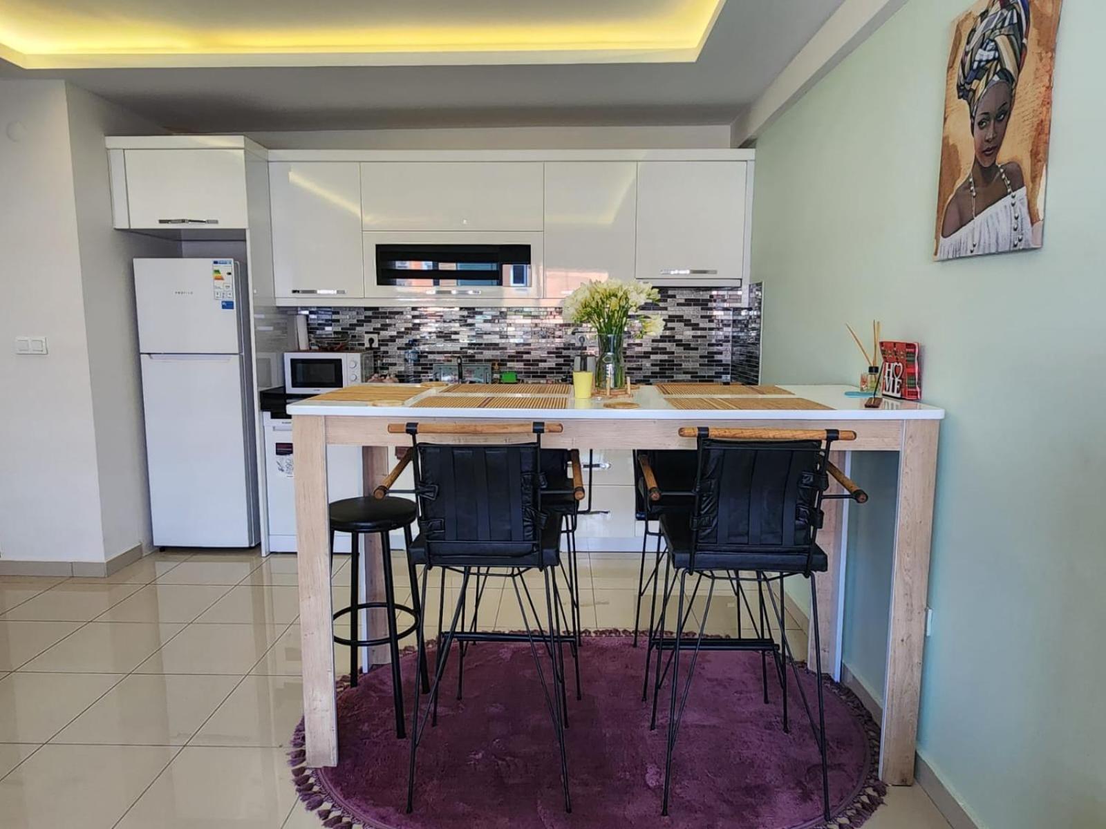 Cozy Sea View Next To The Beach, In The Mid Of The Market, Saturday Bazar, Restaurants & Bars Etc, Alanya Mahmutlar! Apartment Bagian luar foto